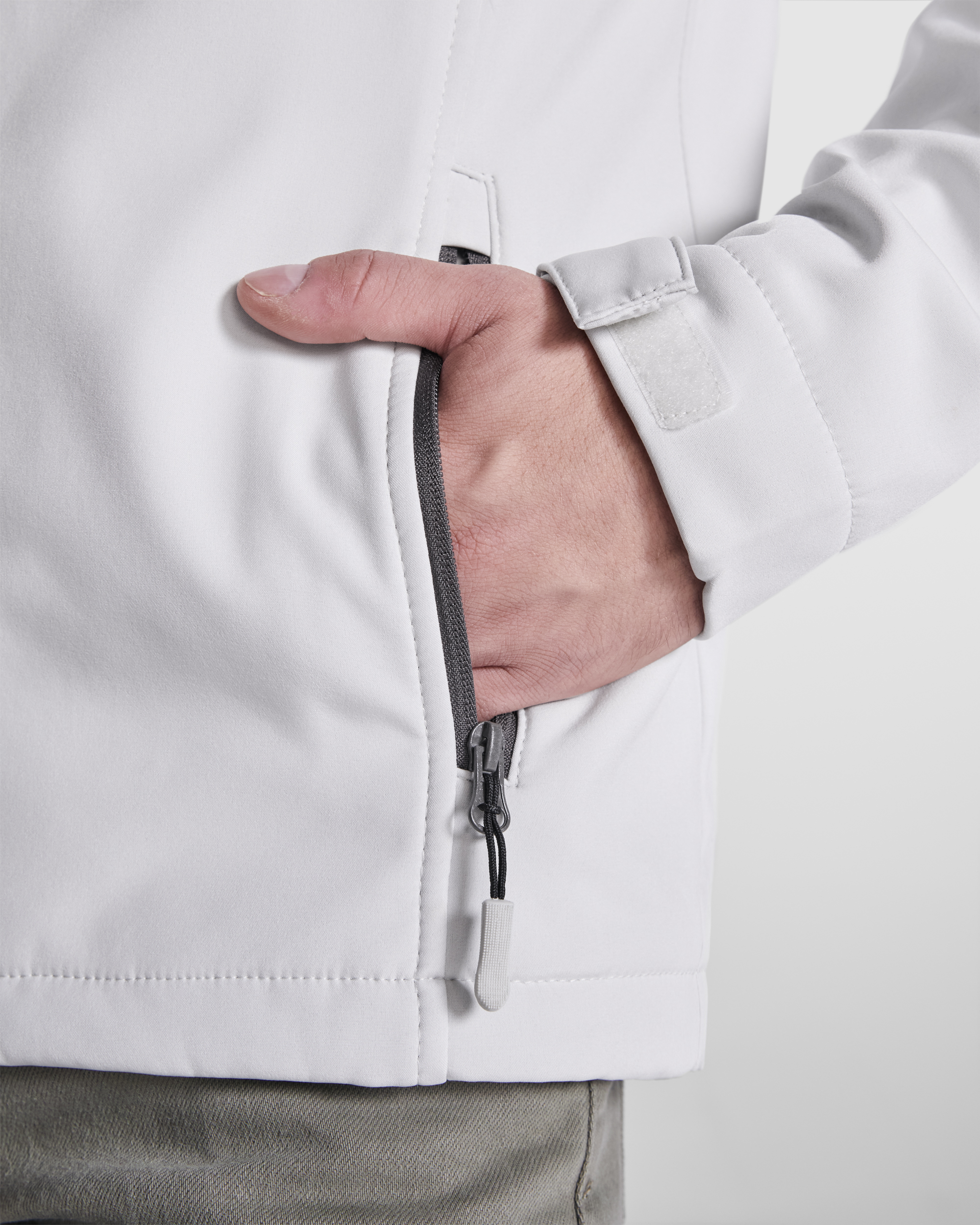 35_Softshell-homem_MAIN-5