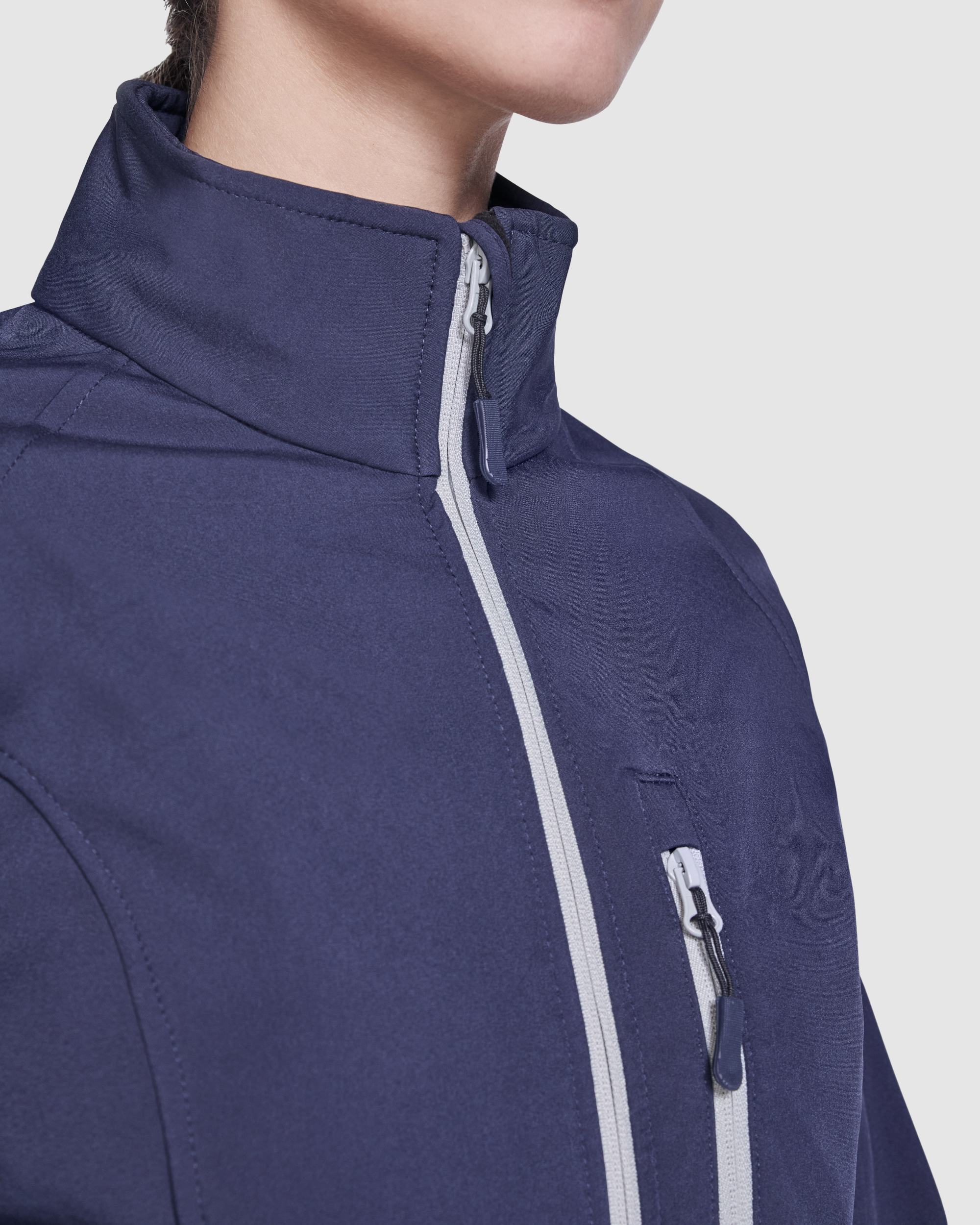 36_Softshell-mulher_MAIN-3