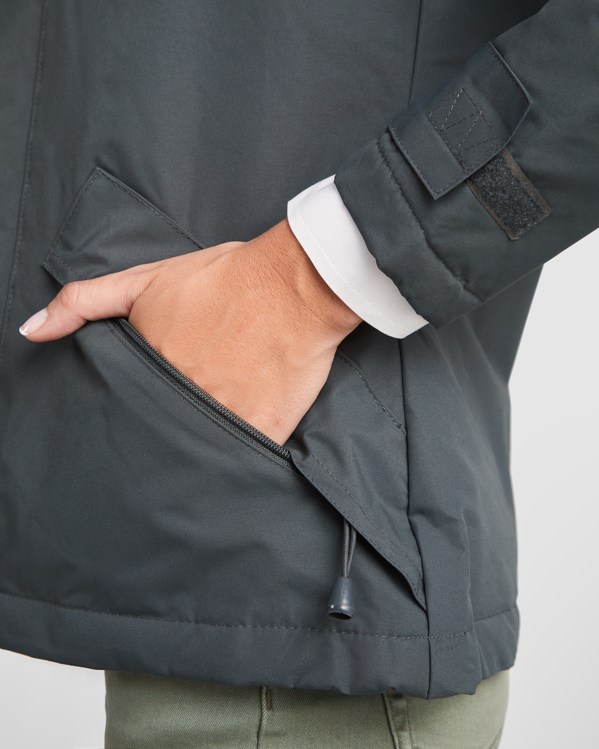 44_Parka-mulher_MAIN-3